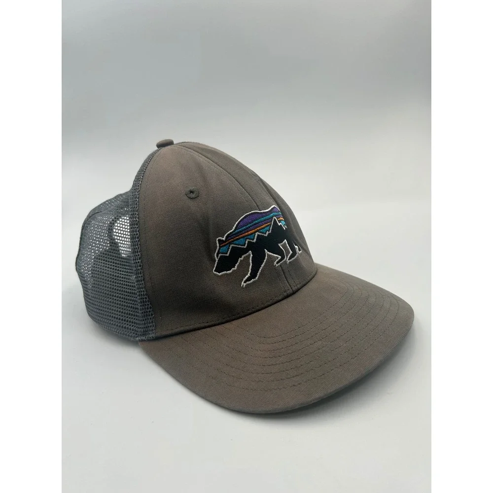 Patagonia Fitz Roy Bear Trucker Hat Grey Mesh Snapback Cap B924
